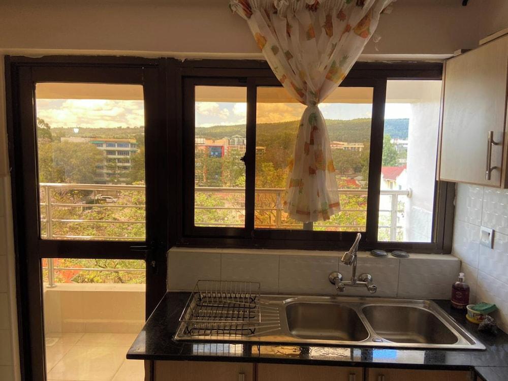 Midtown B61 Apartment