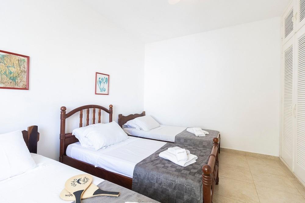 Casa a 50m da Praia com Churrasqueira