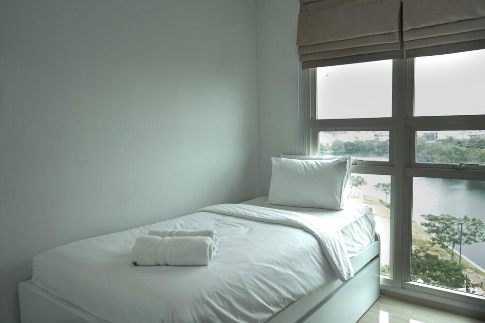 Best Value 2Br At Citralake Suites Apartment