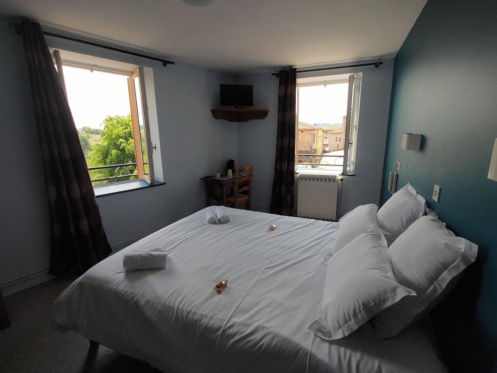 1799 Rte des Écharmeaux