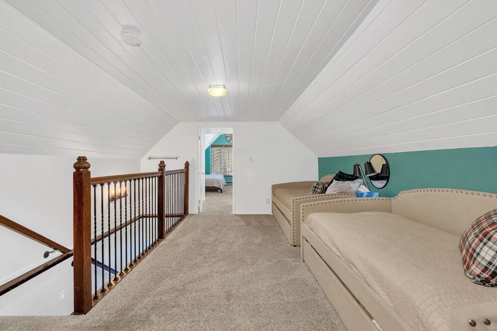 CC Cabin - Full Game Room! Wrap Around Deck!