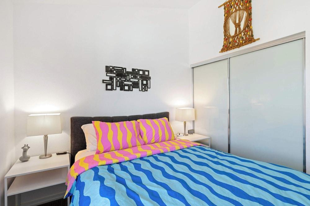 Demuth Park Desert Oasis - Pool - Tiki Room