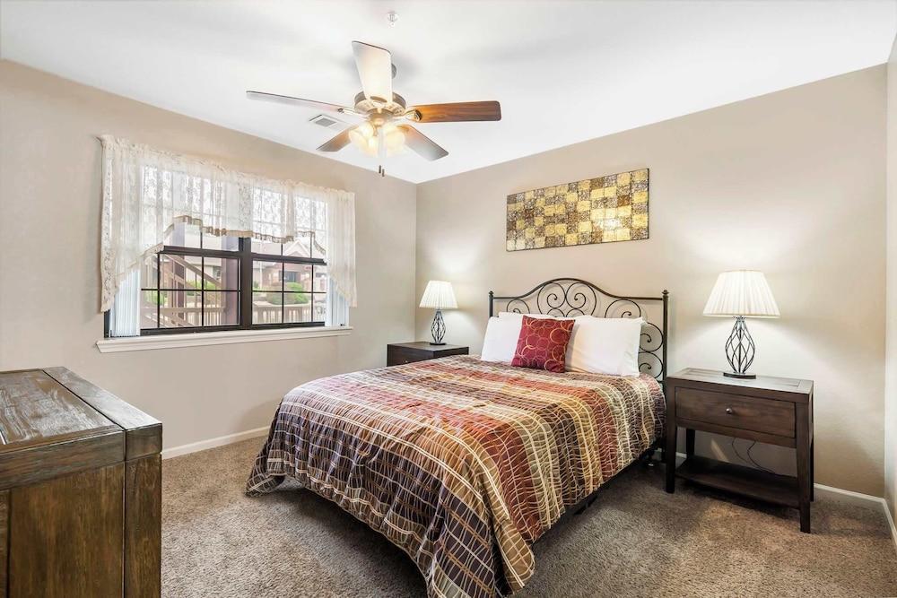 Golf Course View at the Foothills Resort