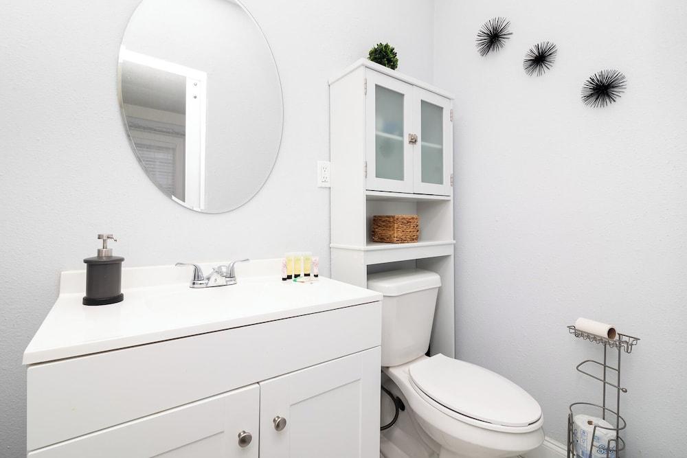 Seminole Heights Retreat #B