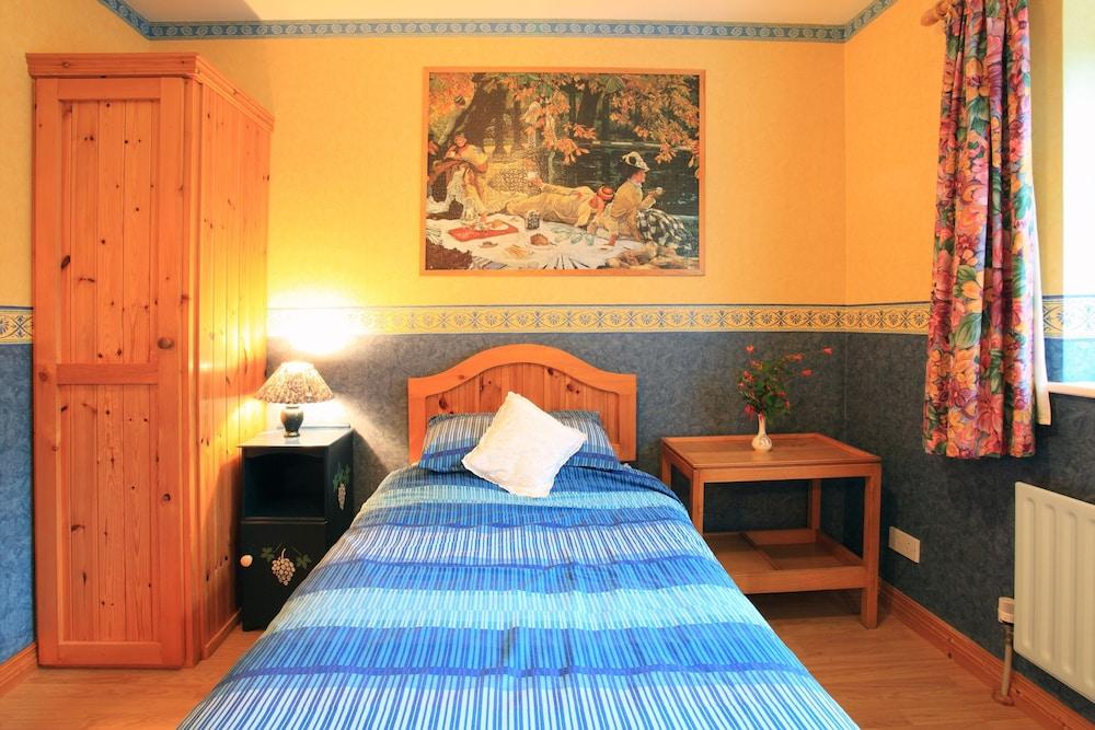 3 bed Seaview Cottage