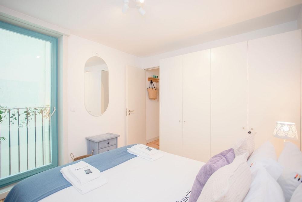 Liiiving in Porto - Boho Blue Home