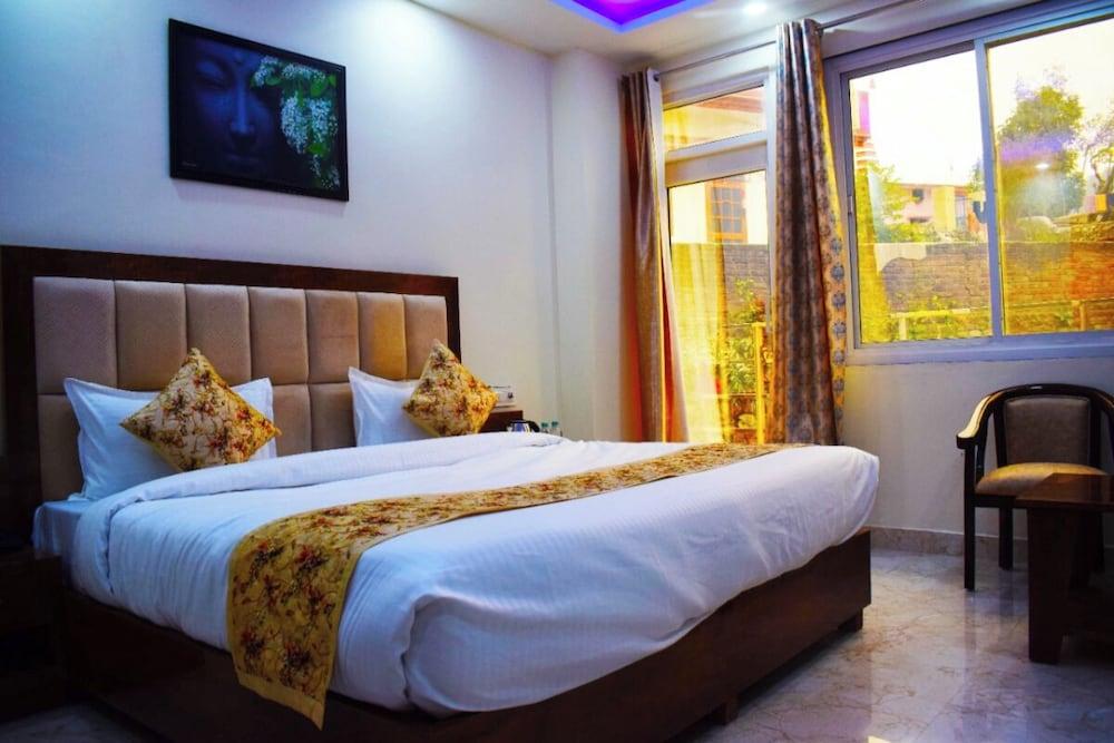 Hotel Tapovan By Terraa Hotels