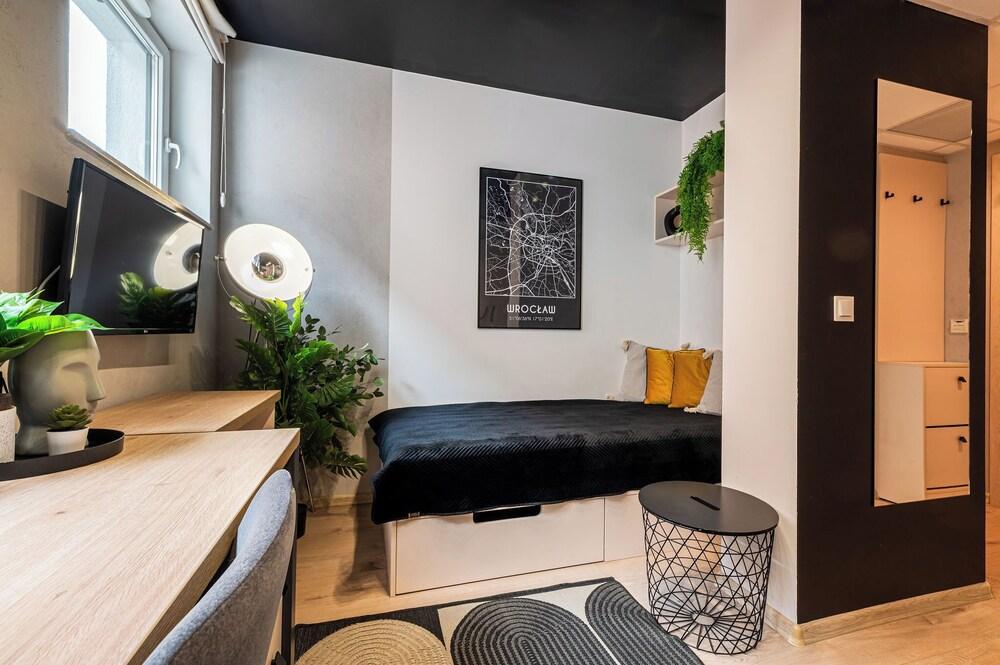 RentPlanet - Apartamenty Dyrekcyjna