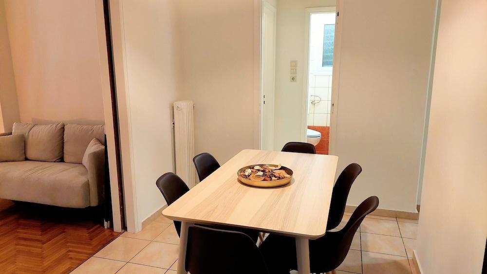 Big Apartment in Acropolis Museum