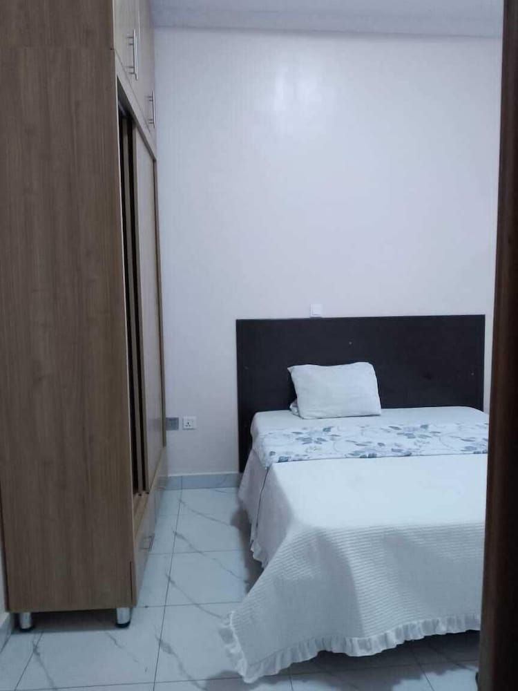 EstaCode Suites- Executive