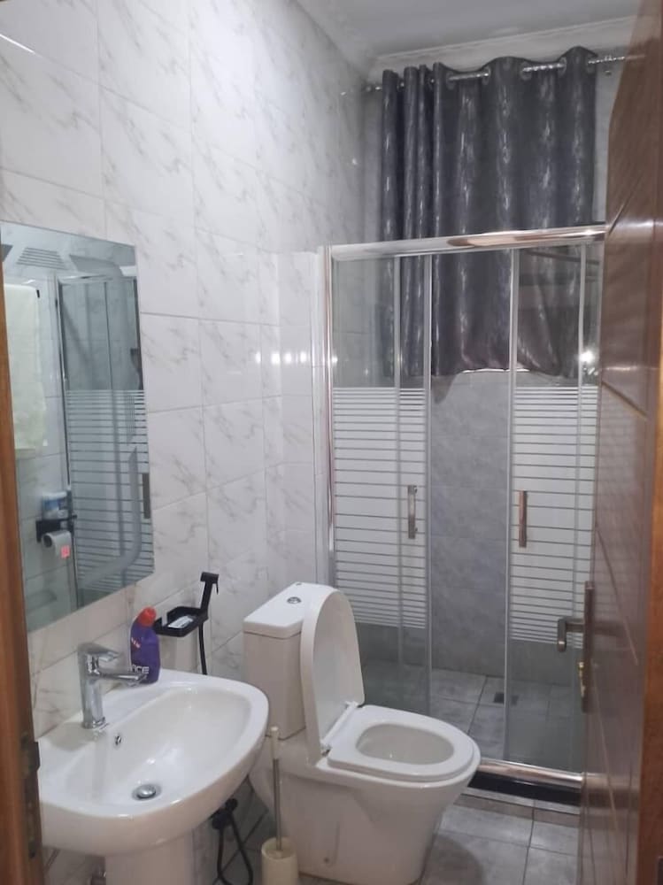 EstaCode Suites- Executive