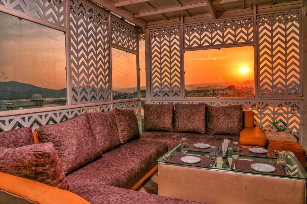 Pax Rafahiya Haveli Udaipur