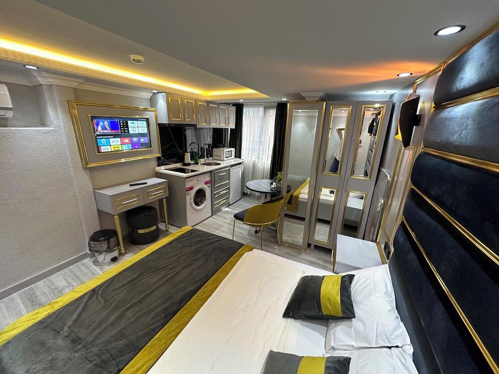 Taksim Larissa Residence