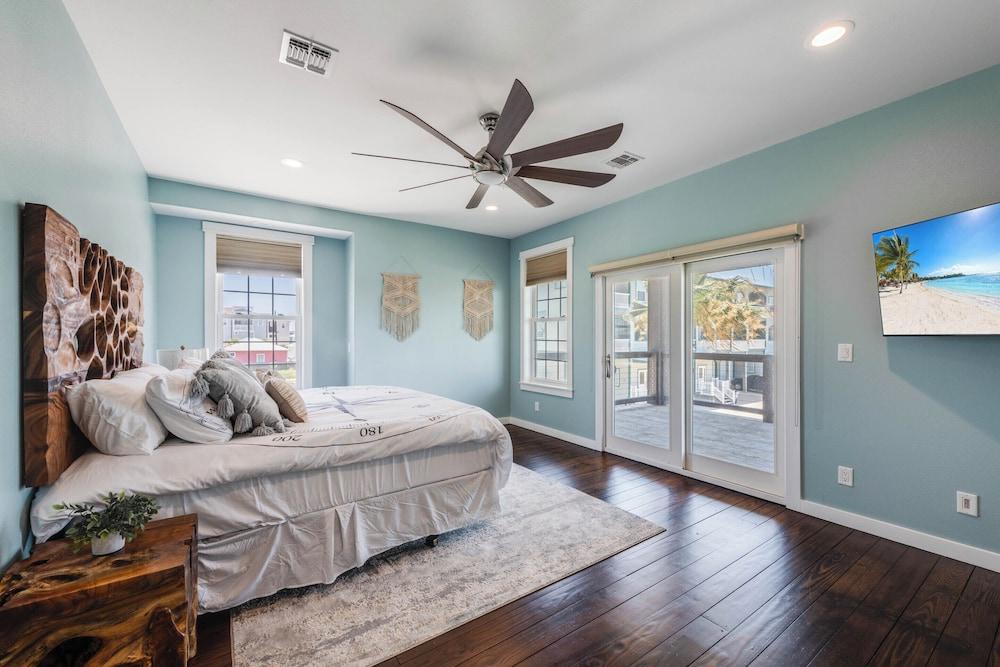 Tipsy Turtle Hideaway