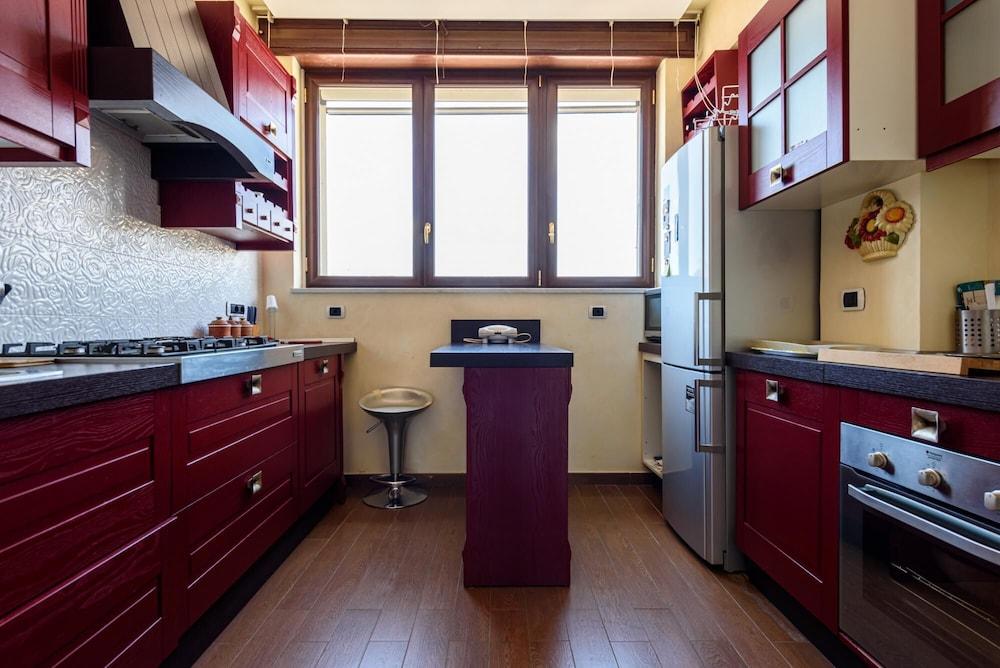 Piazza Francesco Muzii 11