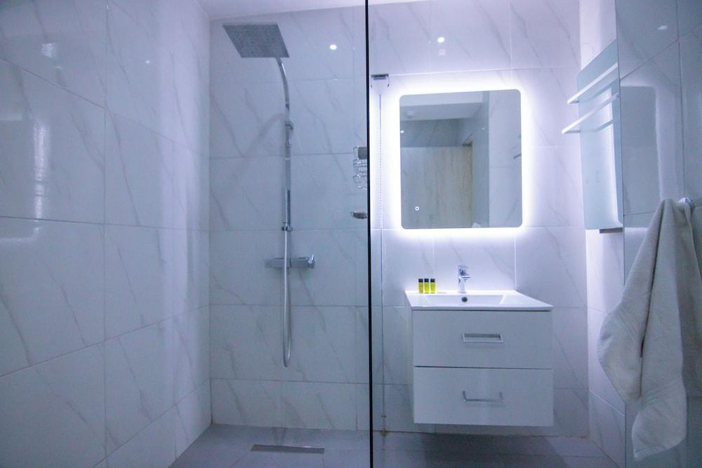 Phaedrus Living Plateia Suite Verde