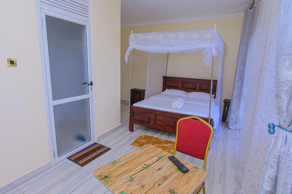 Mbale Emperor's Motel