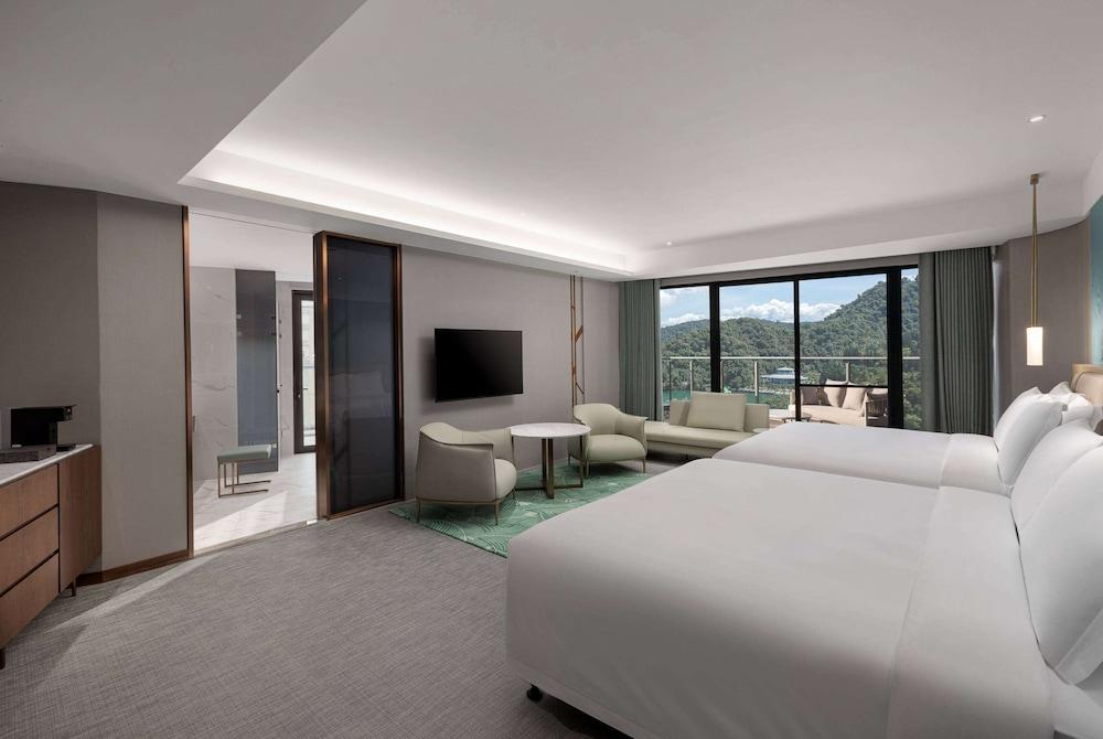 Wyndham Sun Moon Lake