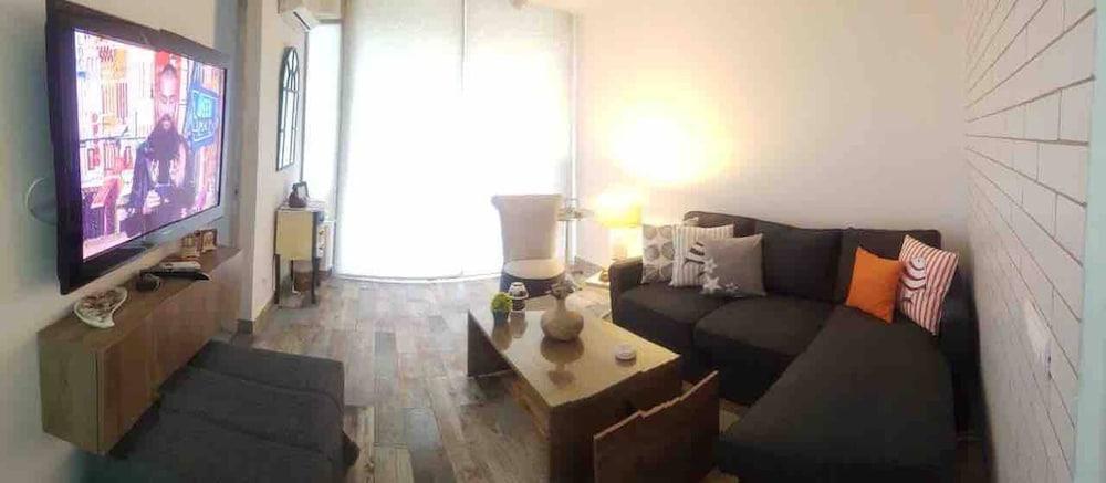 Chalet In Solemar, Generator is Included, Parking, Wifi