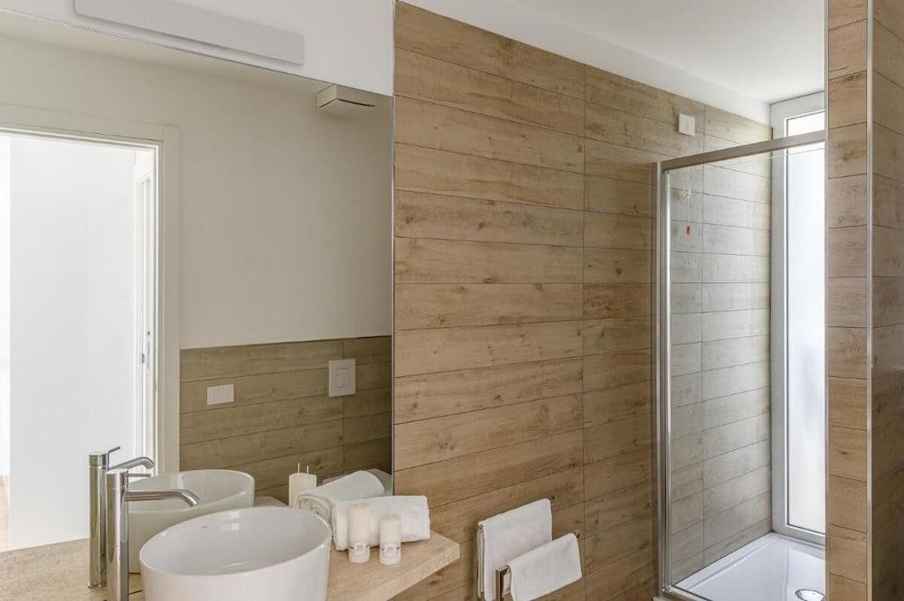 Stunning Capo Falcone Charming Apartments Num1358