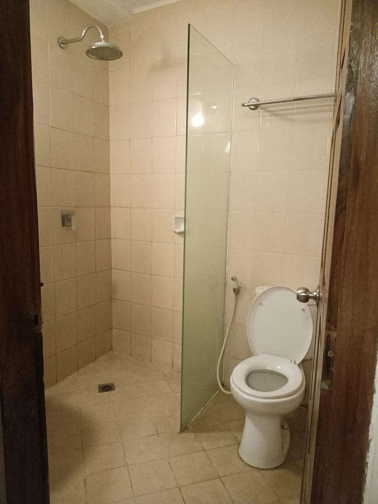 Bladok Inn & Restaurant