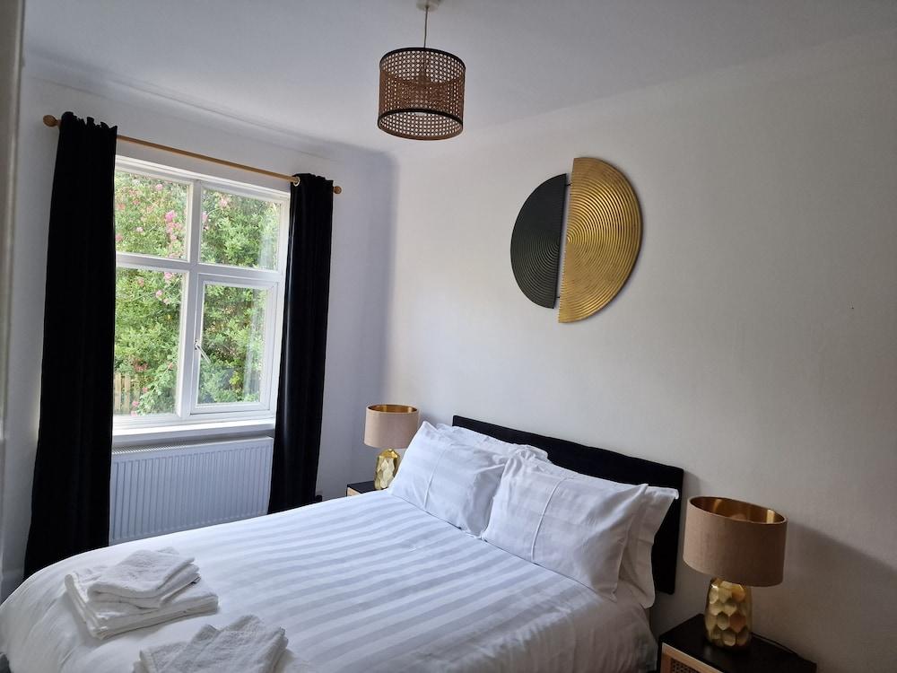 Lovely 4-bed House in Nottingham- Mapperly Park