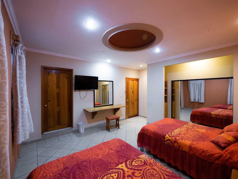 hotel el angel taxco