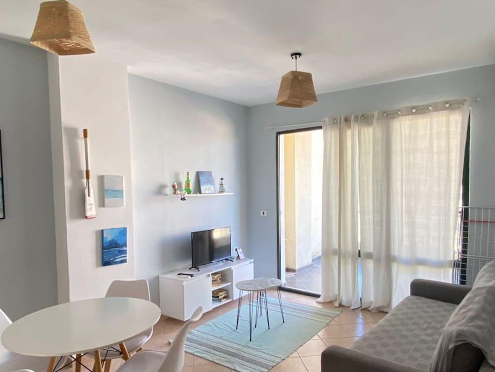 "apartment Next to the Beach Plazh"