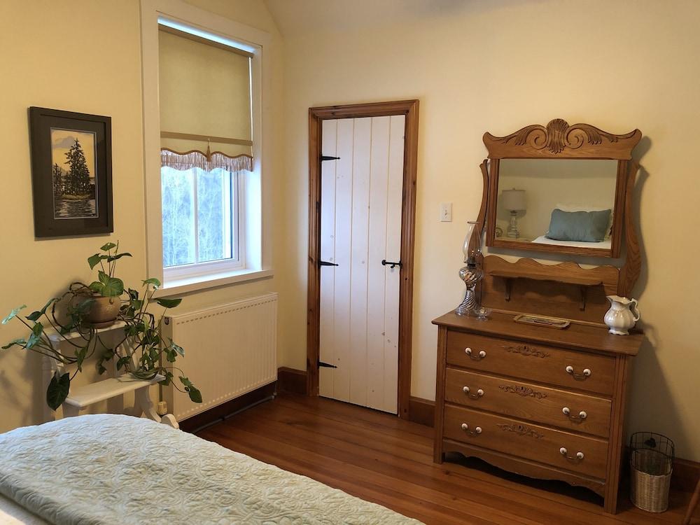 Sawyer's Creek Bed and Breakfast