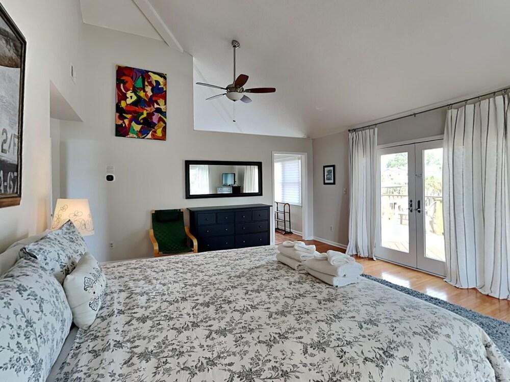 Sweet Sunset by Tybee Vacation Rentals