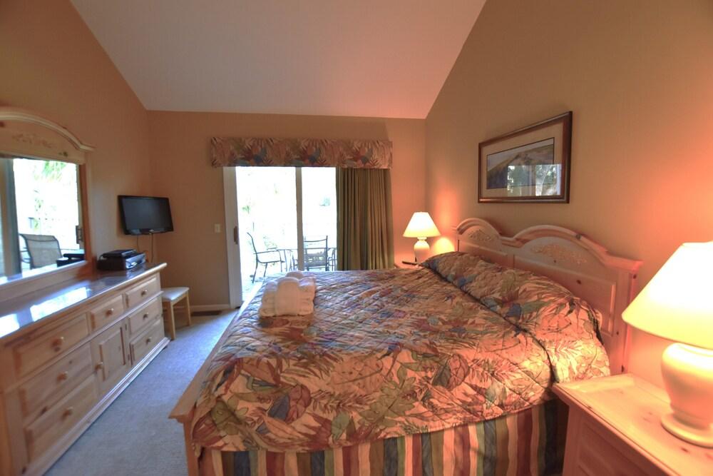 2 Bedrooms at Brigantine Quarters 244 - Flat Bottom Floor