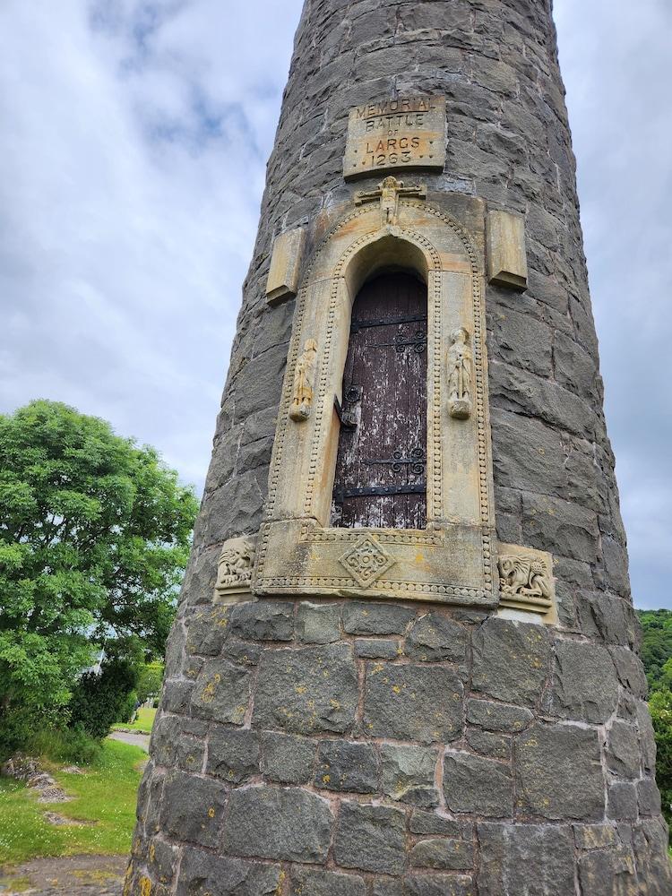 Apartment - Largs - Sleeps 4 - Pet Friendly