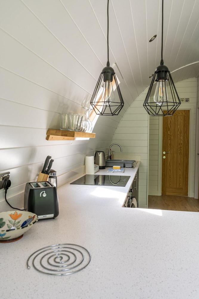 Glamping Pod One - Holly Tree Barns