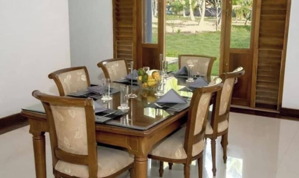 Coco Villa Peach Tree