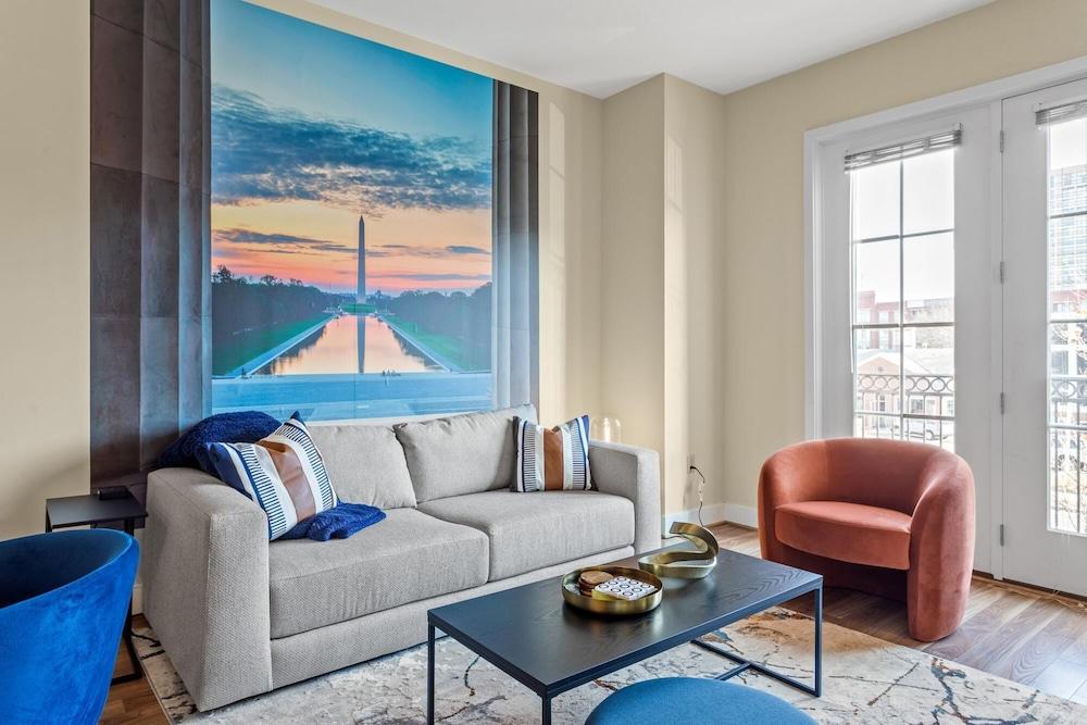 OLD Town Close to DCA King BED Walkscore 91