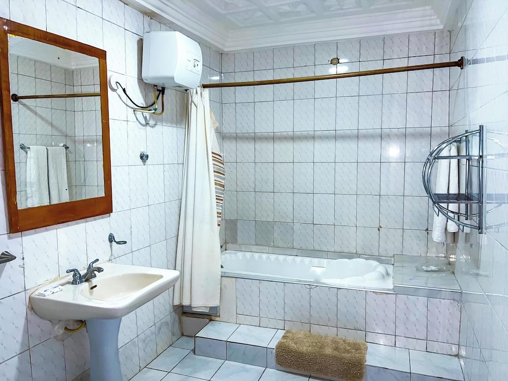 Golden Touch Executive Hotel