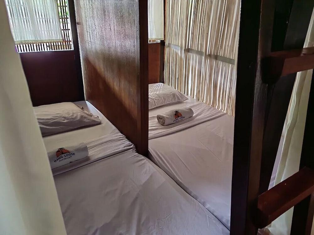 Hang Loose Hostel