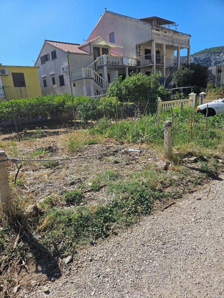 Inviting 1-bed Apartment in Komiža