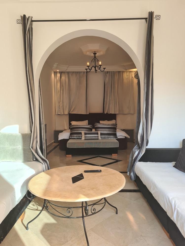 Dar Mhenna de fêtes & séminaires