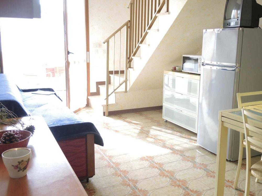 Gorgeous Flat With Terrace - Beahost Rentals