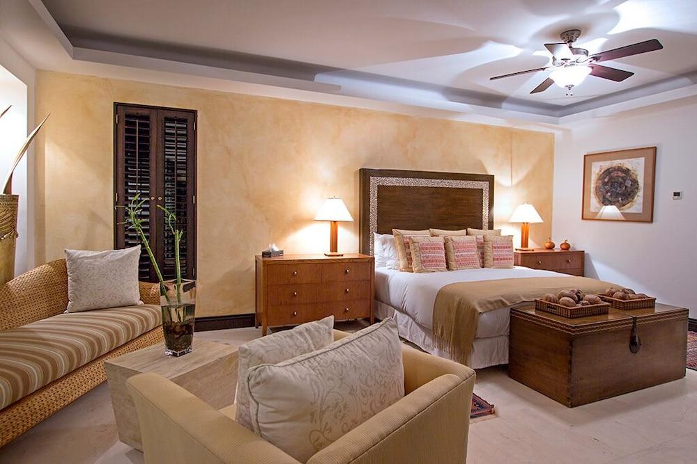 Comfortable 4 Bedroom Condo