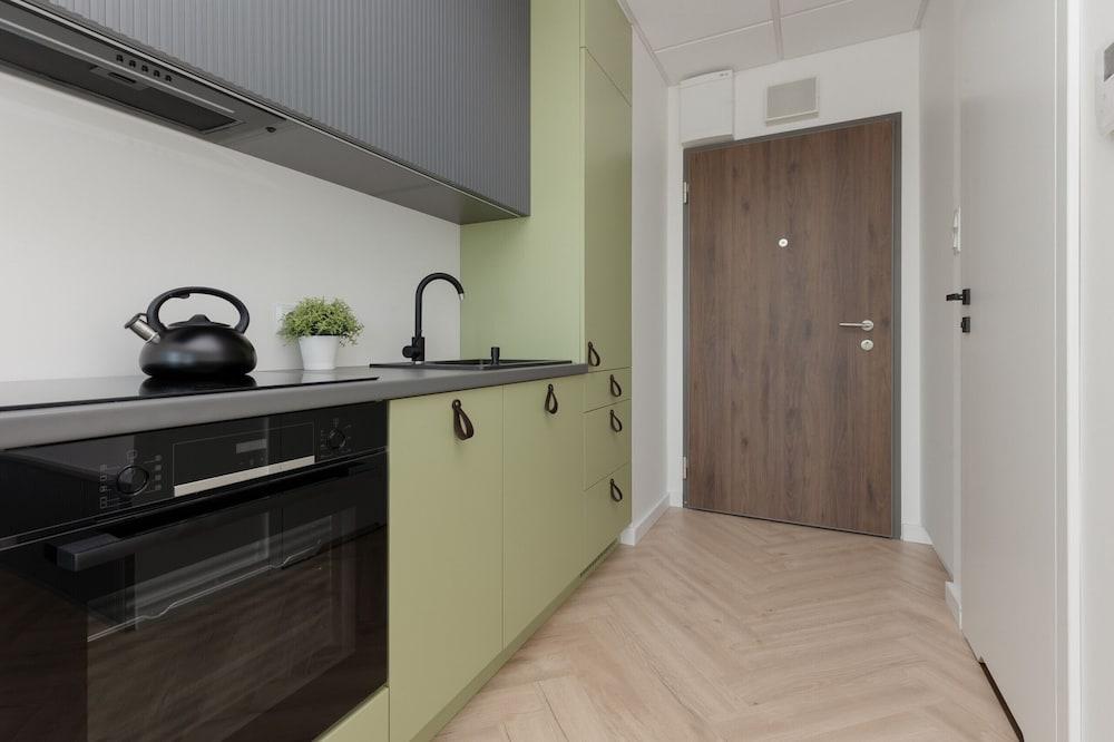 Studios With AC Kasprzaka 29 by Renters