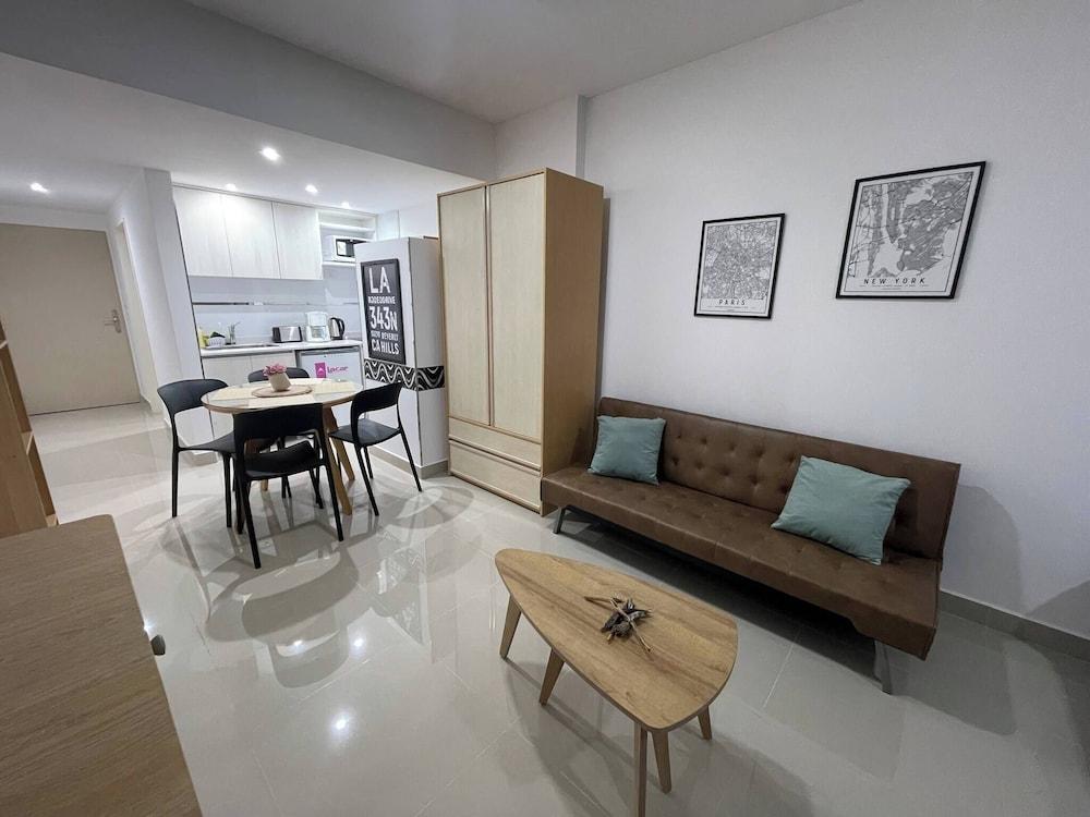 Studio In San Telmo Paseo De La Cisterna 323