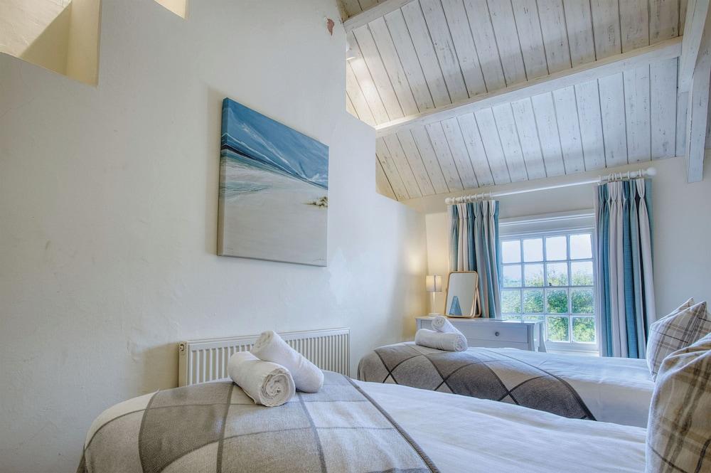 Dollars Cottage - 4 Bed - Llangennith