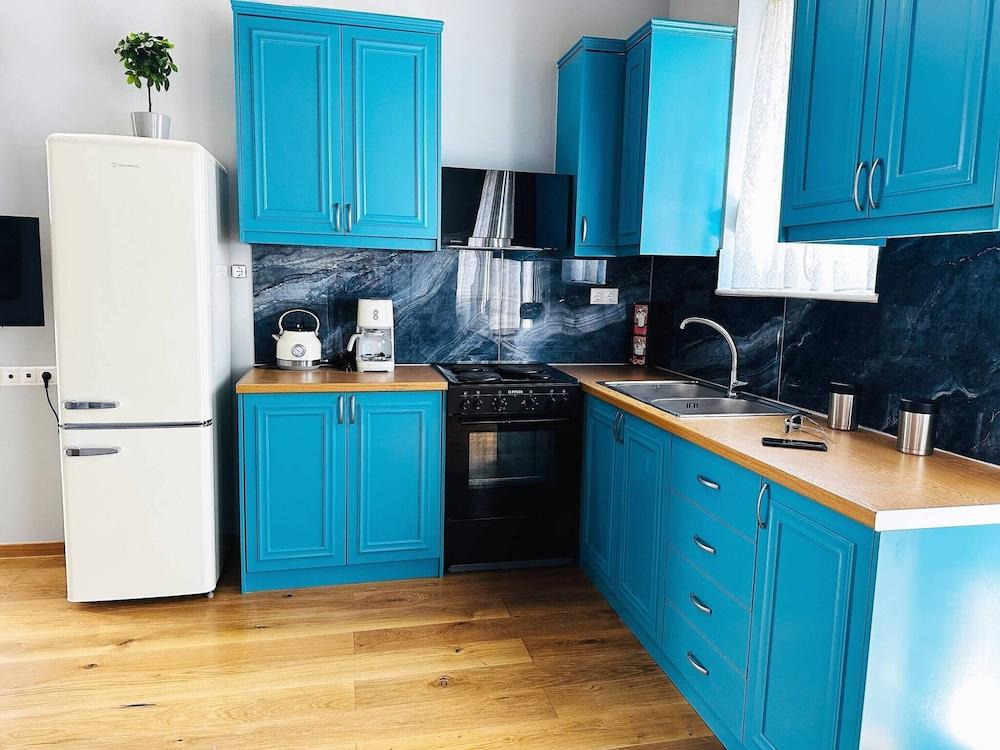 Cinnamon House -next To Old Town