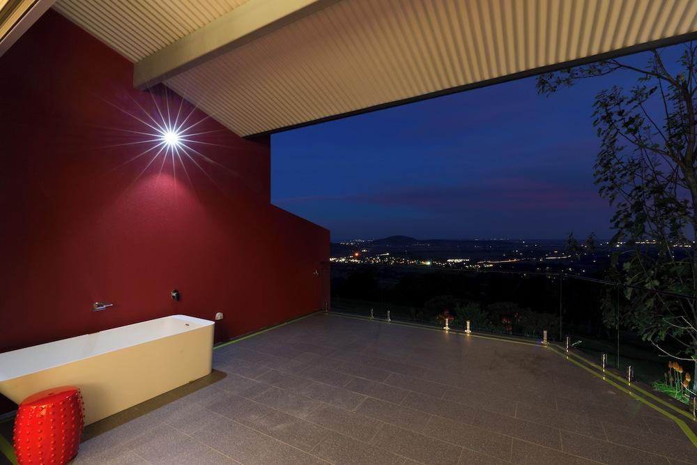 Mt Hay Retreat, Berry