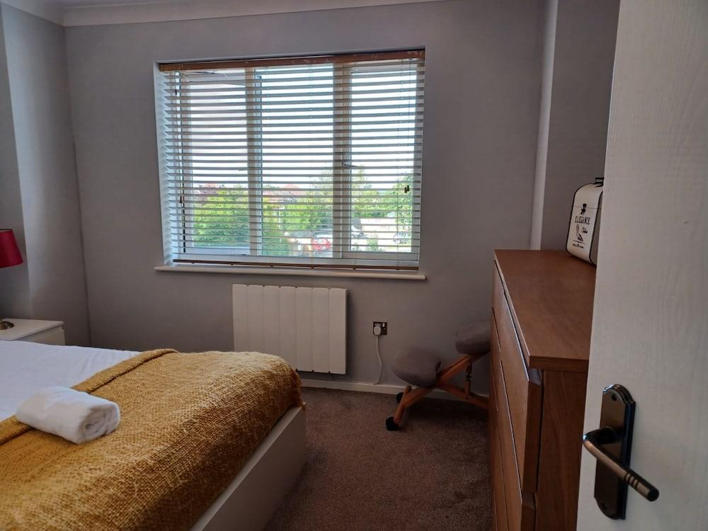 Red Door Malt - Huku Kwetu (Dunstable)