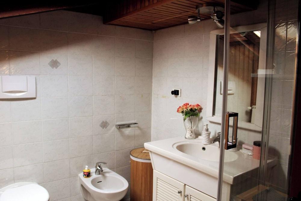 Nido Tra Le Stelle E Il Blu