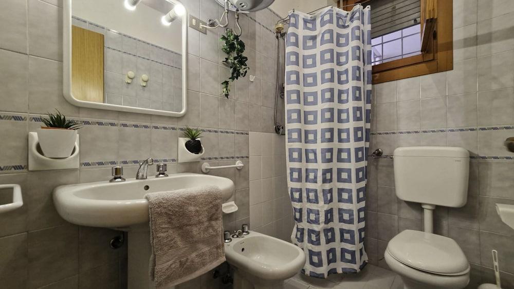 Spacious Flat Surrounded by Nature - Beahost