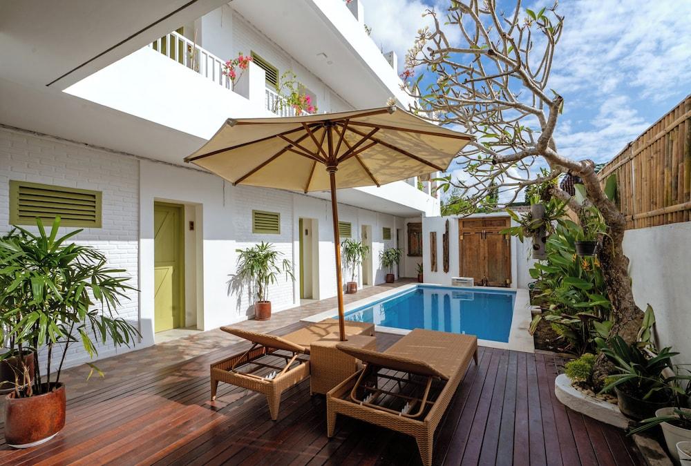 Honu Studio Living Bali